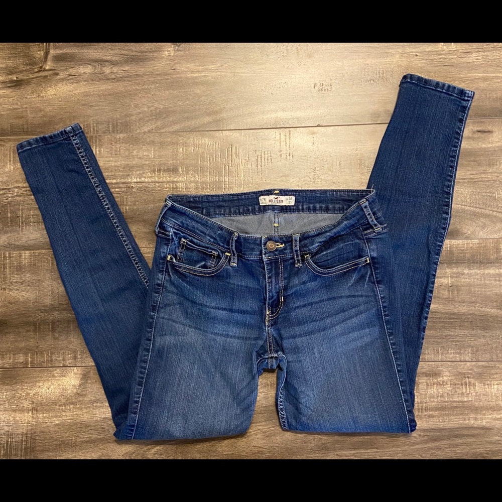 Hollister jeans